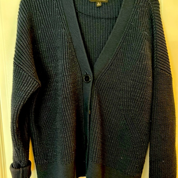 Navy sweater - Picture 1 of 5